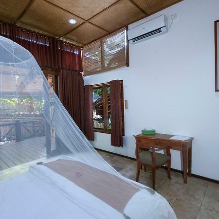 Janji Laut Resort Tanahwangko Екстериор снимка