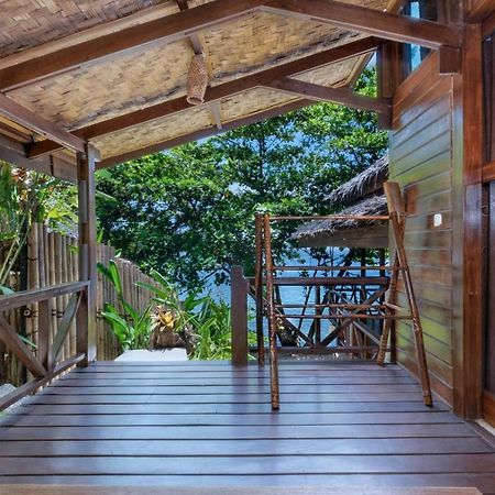 Janji Laut Resort Tanahwangko Екстериор снимка