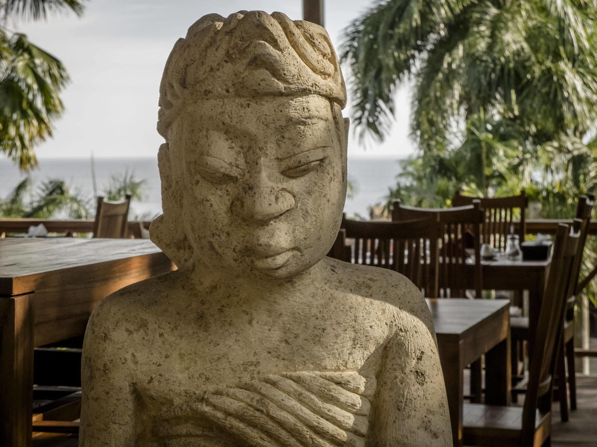 Janji Laut Resort Tanahwangko Екстериор снимка