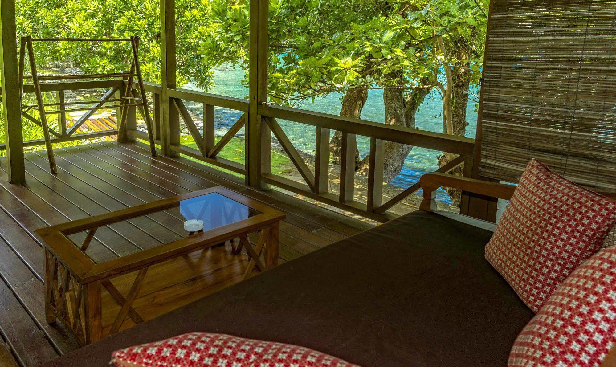 Janji Laut Resort Tanahwangko Екстериор снимка